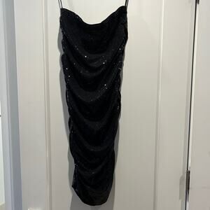 L'AGENCE Black Sequin Midi Skirt - M